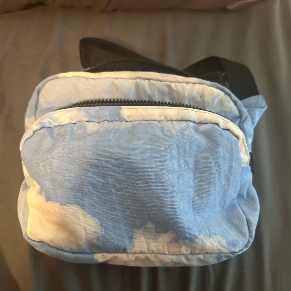 Baggu Cloud Fanny Pack